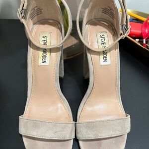 Steve Madden Beige Block Heel Sandals